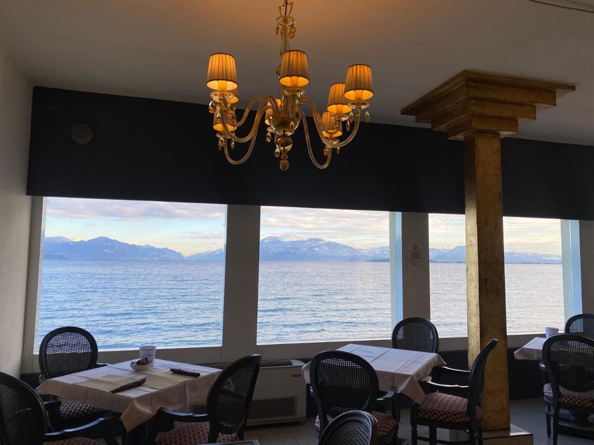 Hotel Estee ديسينسانو ديل غاردا المظهر الخارجي الصورة