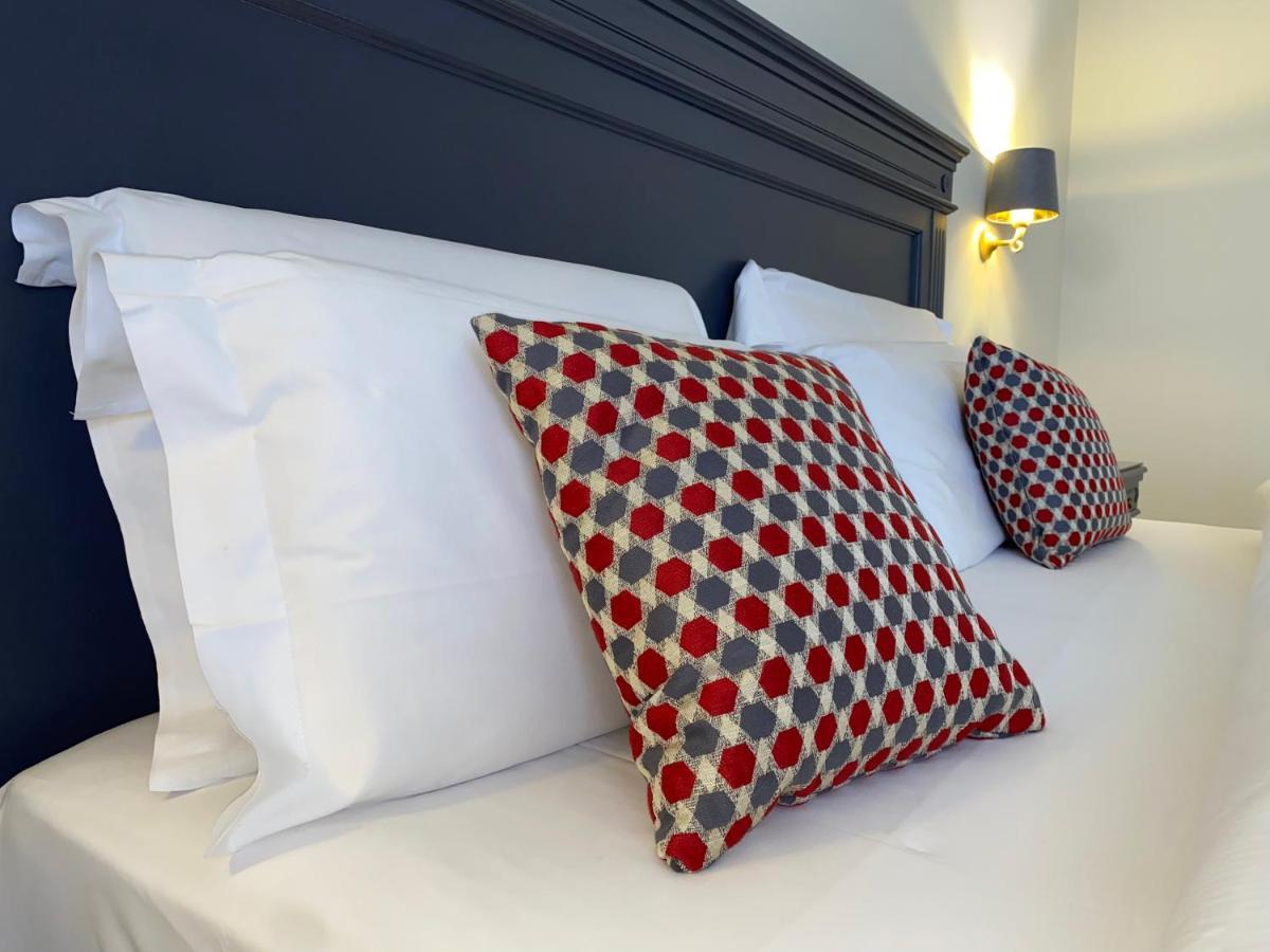 Hotel Estee ديسينسانو ديل غاردا المظهر الخارجي الصورة